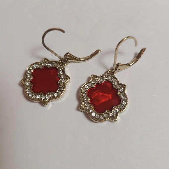 Elegant Red and Gold Earrings - Picture 4 of 6